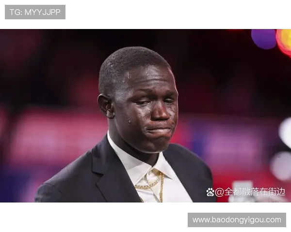 艾顿数据平平难撑场面攻防皆乏力对位马卢阿奇未占上风