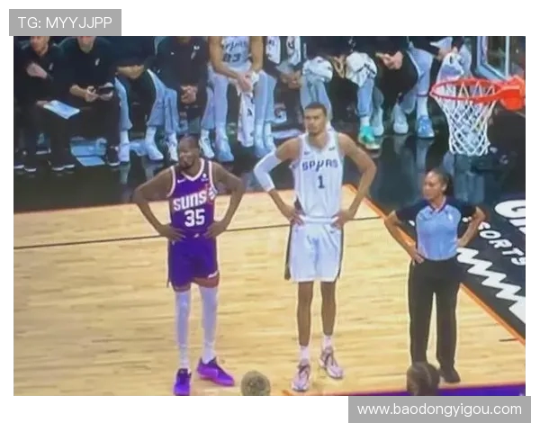 帕金斯妙比文班亚马融合奥尼尔力量与杜兰特技术成新一代超级怪物